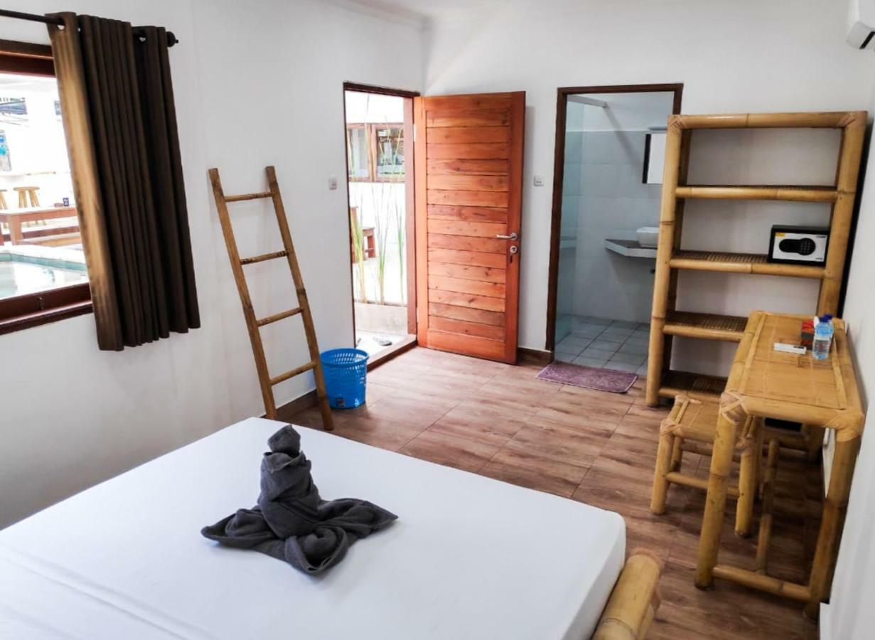 Gili Pirates Dive & Bnb Gili Trawangan Exterior foto